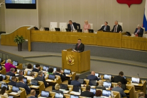 Министр строительства и ЖКХ РФ Ирек Файзуллин выступил с докладом в рамках «правительственного часа» на заседании в Государственной Думе