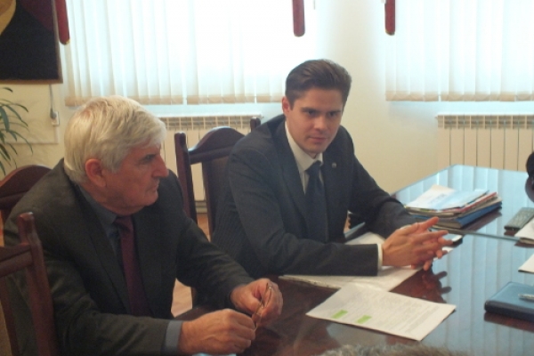 В Дагестане прошли проверки центров по тестированию и совещание по развитию сотрудничества между СРО и НОСТРОЙ в области образования